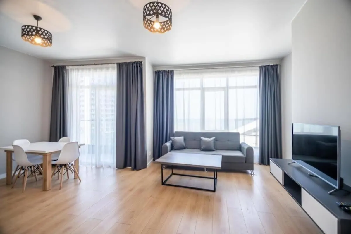 Roion Batumi Stylish 2Br Apartment A1603 With Pool